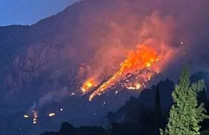 Dva požara kod Makarske: Još bukti plamen iznad Živogošća