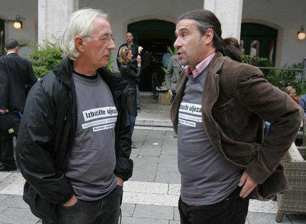 ARHIVA - Beograd: 02.04.1964. godine ro?en pjeva? Goran Karan