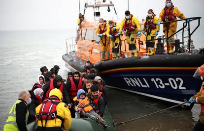 Italija: Uvodimo stroža pravila za migrantske humanitarne brodove. UN: Ugrozit će živote