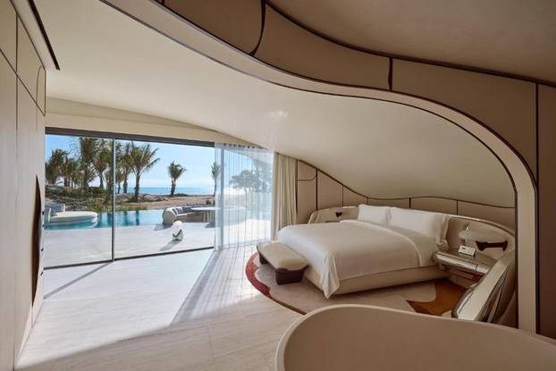 FOTO Shebara Resort je dragulj moderne arhitekture! Spavate u 'školjki' koja pluta na moru...