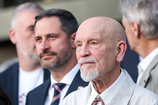 Alexandria: John  Malkovich iznenadio Vatrene u hotelu Aka