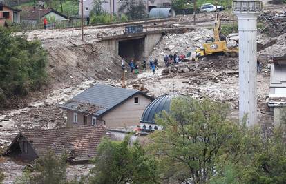 Vlasti u Jablanici poduzimaju hitne mjere: Ljudi su u strahu od novih poplava i klizišta