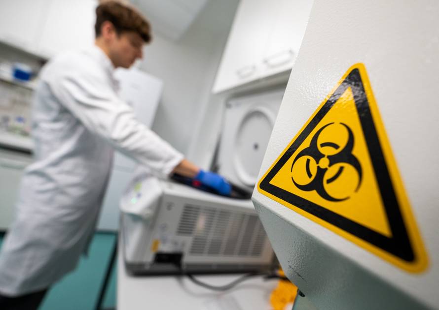 Investigations on coronavirus at the Charité Berlin