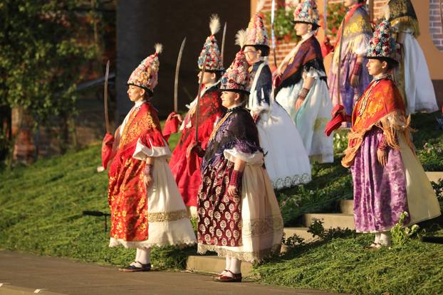 Svečano otvorenje 59. Đakovačkih vezova