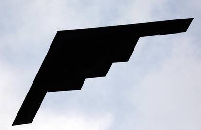 Ovo su moćni nevidljivi avioni i bombe s kojima su napali Iran