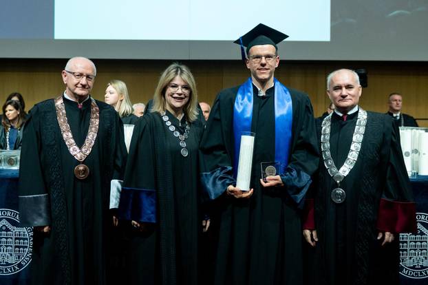 Zagreb: Dvije sve&ccaron;ane promocije doktora znanosti i doktora umjetnosti Sveu&ccaron;ili&scaron;ta u Zagrebu