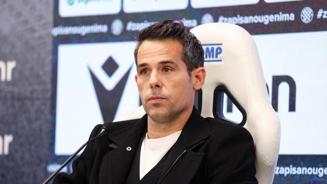 Split: Trener NK Hajduk Mislav Karoglan na konferenciji za medije