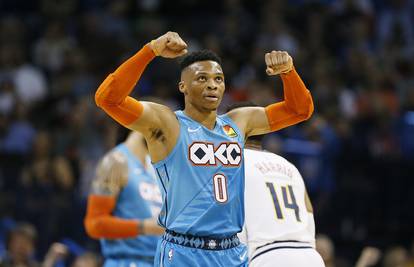 Fantastični Westbrook uspio je ponoviti Chamberlainov podvig