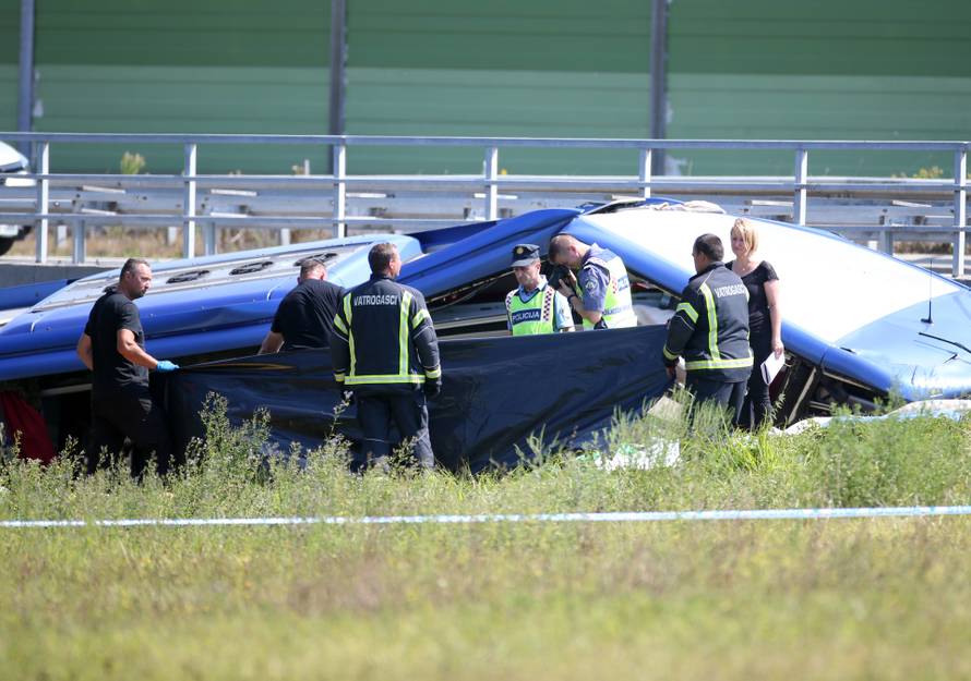 Teška nesreća na A4: Poljska policija stigla je na mjesto nesreće , započeo očevid