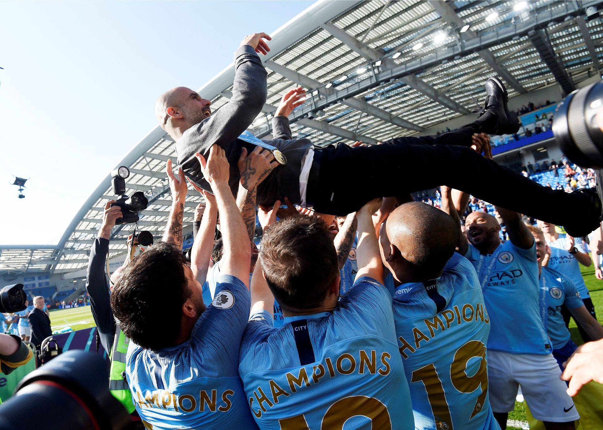 Pep Guardiola: Skuplja trofeje, a momčadi mu igraju vrhunski!