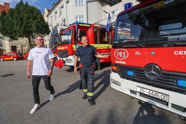 Stipe Miočić prvi se put u životu spustio niz šipku u vatrogasnoj postrojbi Zagreb