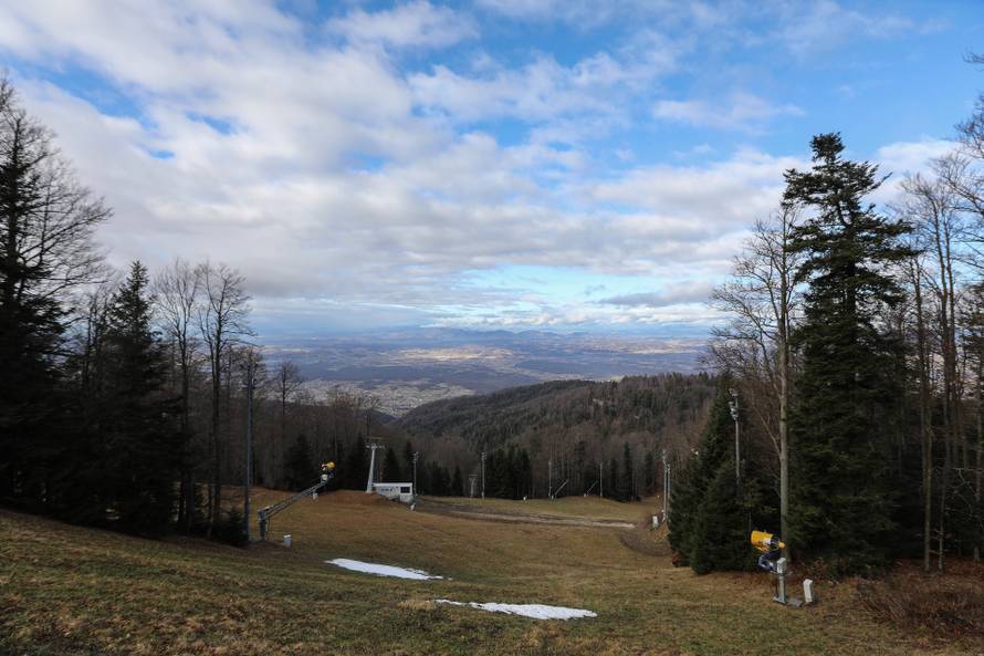 U prvim danima siječnja zagrebačko Sljeme bez hladne zime i pravog snijega