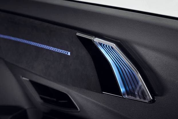 RENAULT CLIO VI FULL HYBRID E-TECH (RB3B1 HEV)