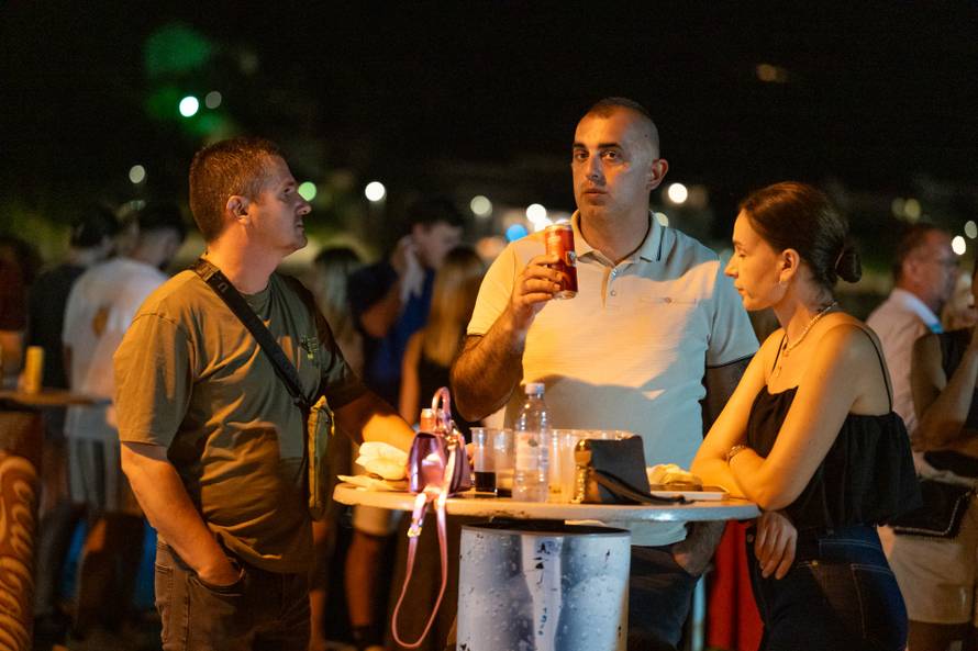 Zaton: Zatonsko ljeto,  koncert Maje  Suput