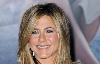 'Prijateljici' J. Aniston je lijepo psovati na snimanju