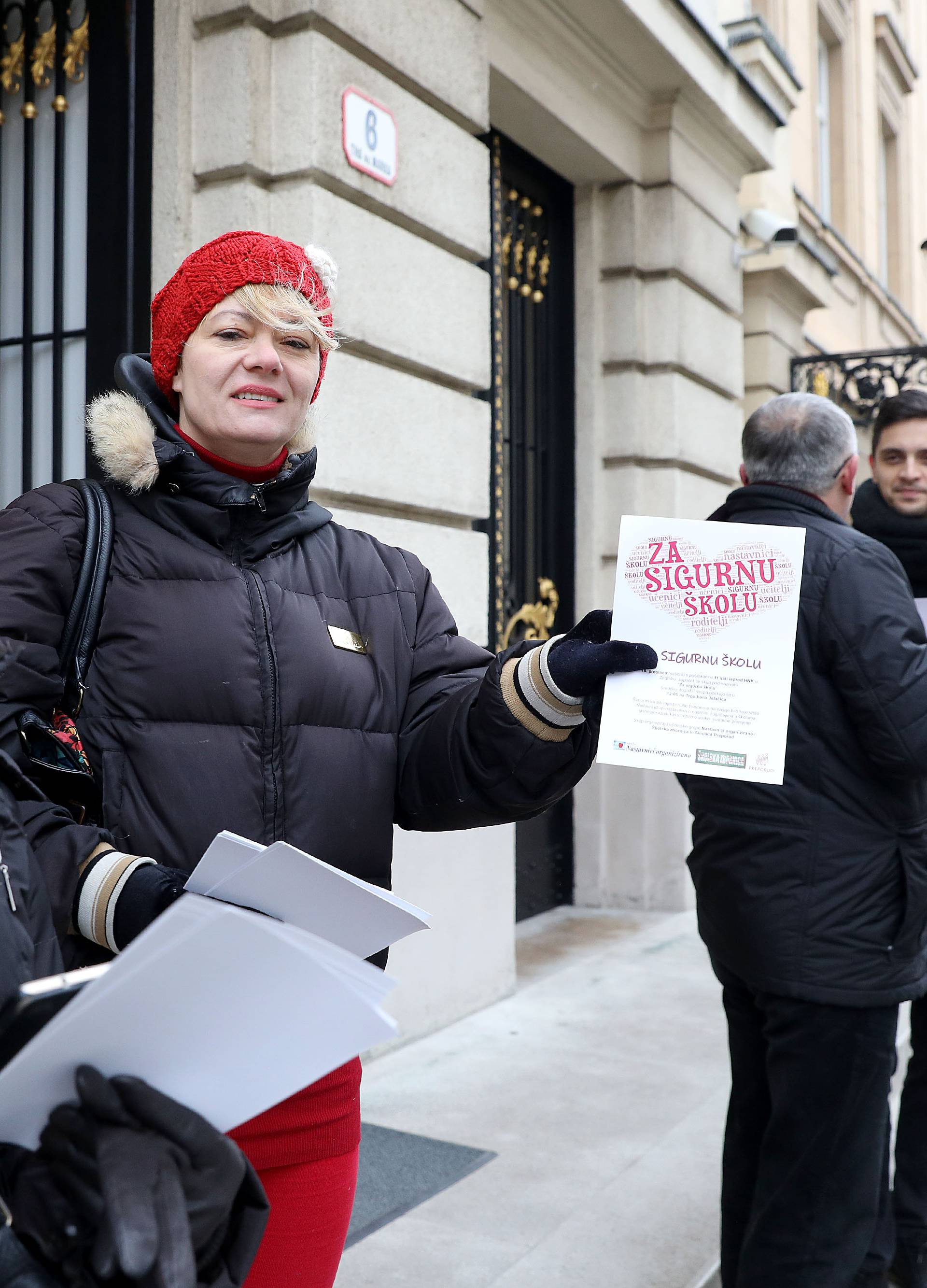 Zagreb: Nastavnici i sindikat Preporod za sigurnu Å¡kolu