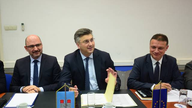 Plenković o Stieru: Nisam ni znao da je išao u Argentinu...