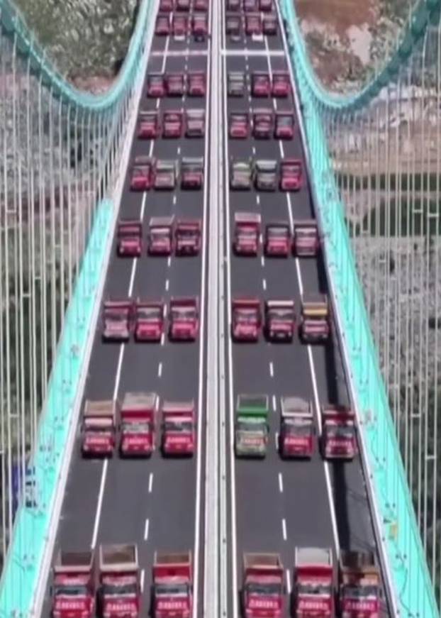 FOTO Otvoren u Kini: Evo kako izgleda najviši most na svijetu