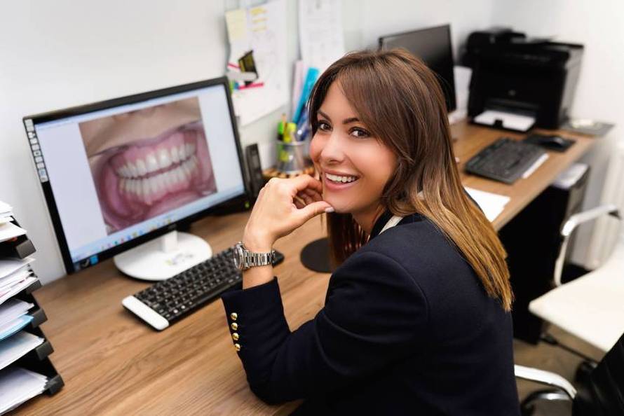 Top tretmani za zdrav i blistav osmijeh kao idealan poklon za kraj 2020.