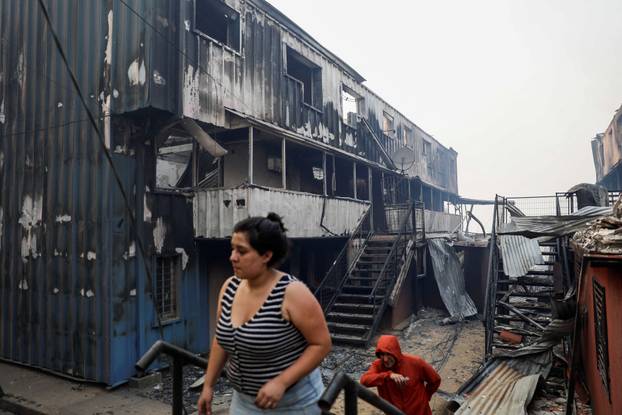 Wildfire burns in Chile