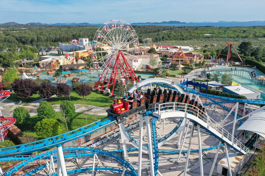 Najveća zabavna atrakcija na Jadranu zove se Dalmaland!