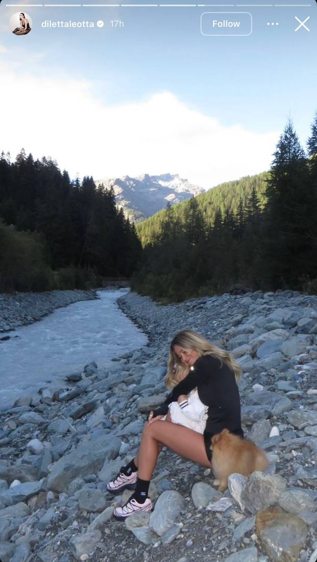 FOTO Zgodna Diletta se ne skida samo na plaži! Bujne grudi sada je pokazala i u planinama...