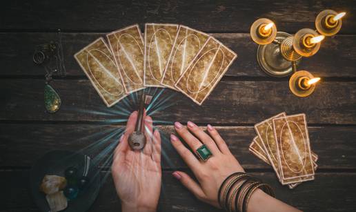 Tarot karte mogu Vam promijeniti život!