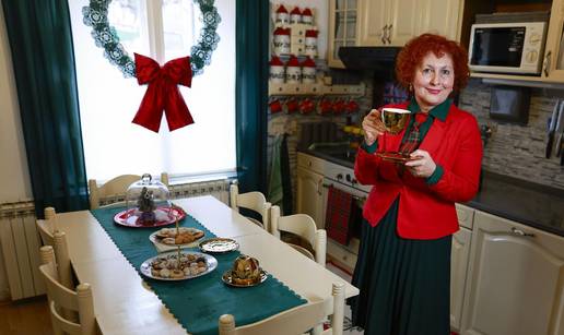 Kraljica blagdanske dekoracije: Pogledajte božićnu rapsodiju u domu ove Osječanke