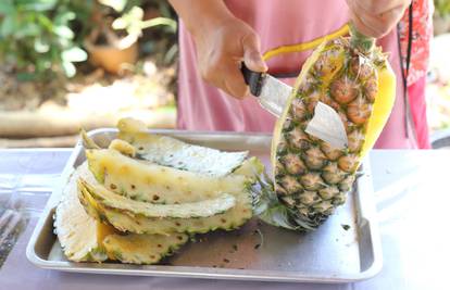 Ne bacajte koru od ananasa - možete je jako dobro iskoristiti