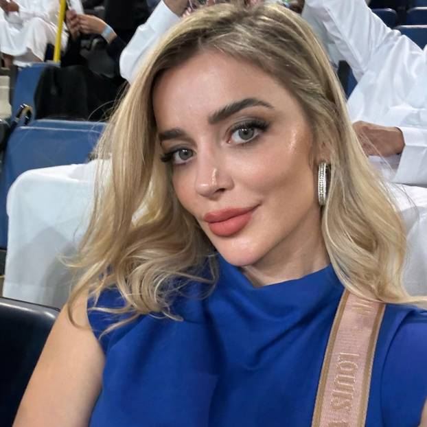 FOTO Naša prekrasna novinarka zaljubila se u ikonu Reala. Brak im je kao iz bajke, dobili i sina