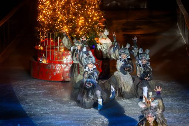 Svečano otvorenje Ledenog parka na Trgu kralja Tomislava uz predstavu Orašar