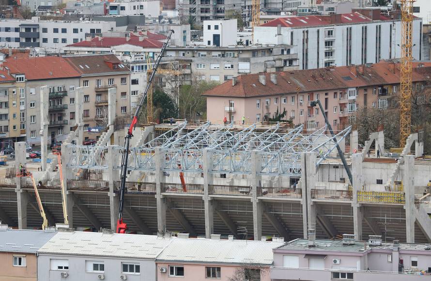 Zagreb: Pogled na izgradnju stadiona u Kranjčevićevoj ulici 