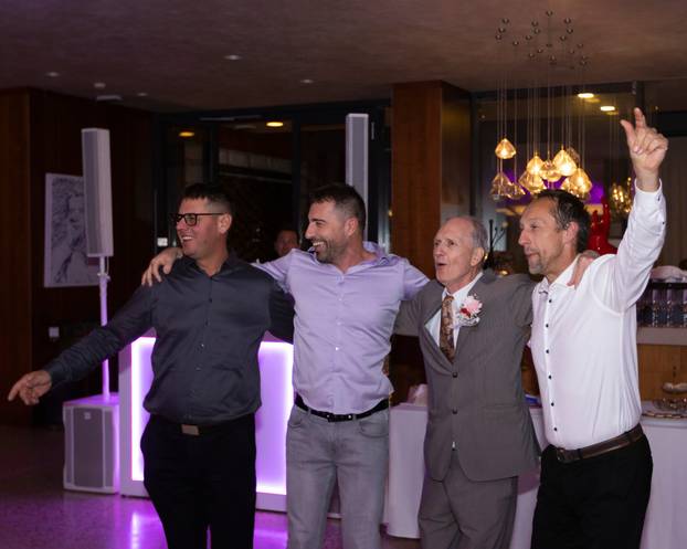 EKSKLUZIVNO Ovako je izgledala svadba Hrvata i 49 godina mlađe Kambodžanke