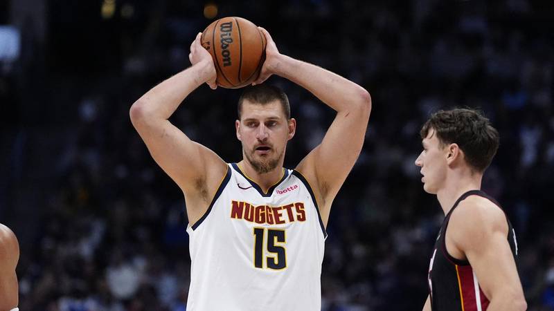 VIDEO Monstruozna statistika Jokića, Sixersi pobijedili Celticse