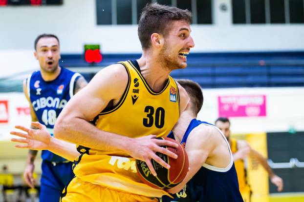 Split: U 6. kolu ABA lige susreli se Split i Cibona