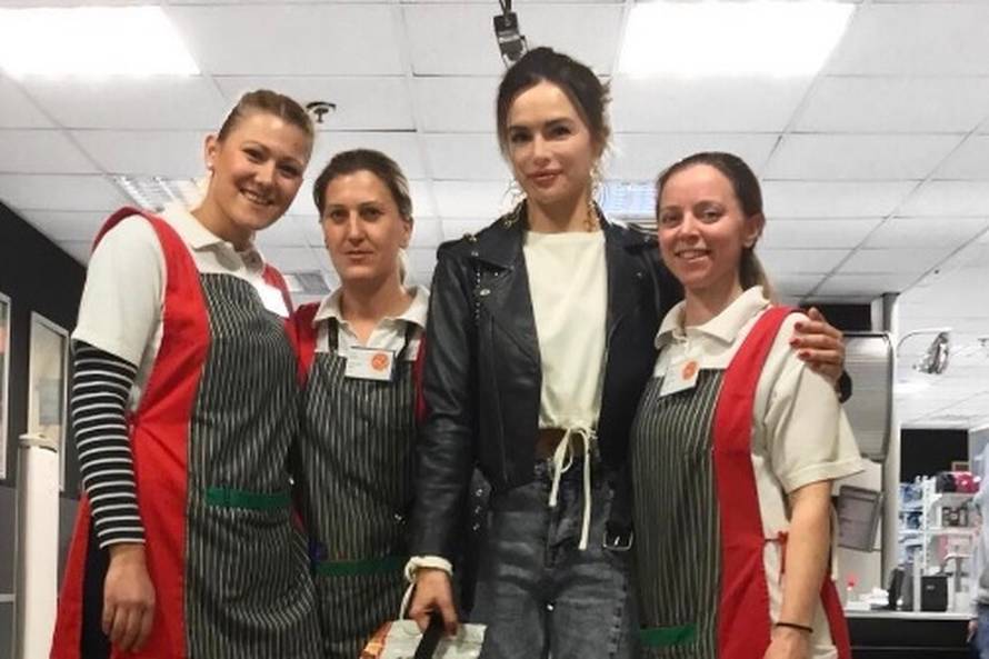 Za Sevin outfit blagajnica mora u Konzumu raditi tri mjeseca