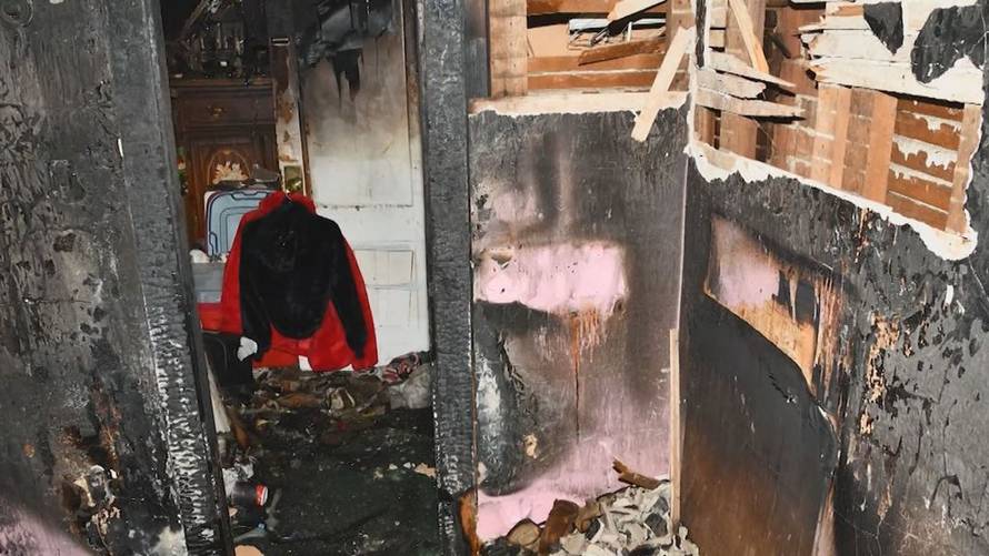 FOTO Našli horor kuću: Zatočila posinka i izgladnjivala ga 20 godina! Ovim se planom spasio