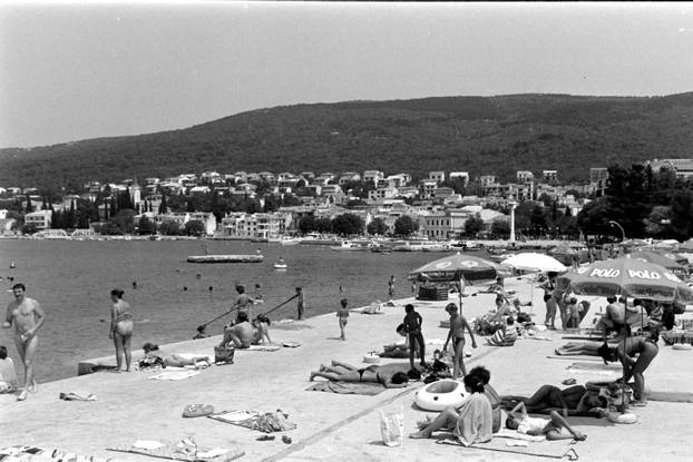 Ljeto u Crikvenici i Selcu, srpanj 1990.