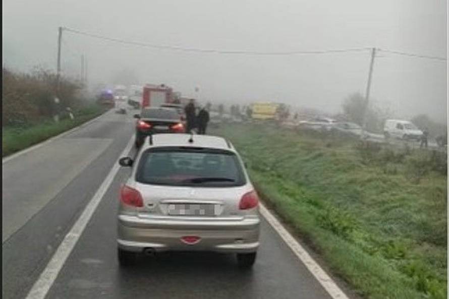 U teškom sudaru kod Zagreba poginuo čovjek: 'Ovo je strašno, izvlačili su ih iz potoka...'