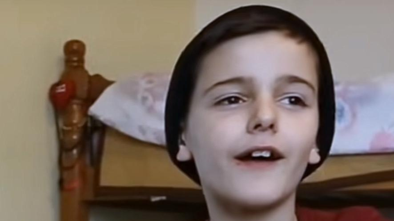 Marko Bošnjak predstavlja nas na Eurosongu: Kao dječak počeo pjevati, ovako je tad izgledao...