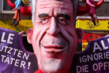 Rose Monday parade in Dusseldorf