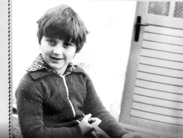 FOTO Možete li prepoznate naše političare po starim fotkama? Malo tko ih može sve pogoditi...