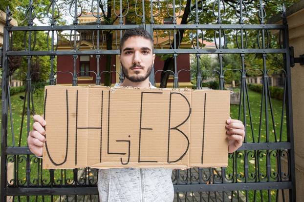 Studenti prosvjedovali u Mostaru zbog previsokih školarina i loše online nastave