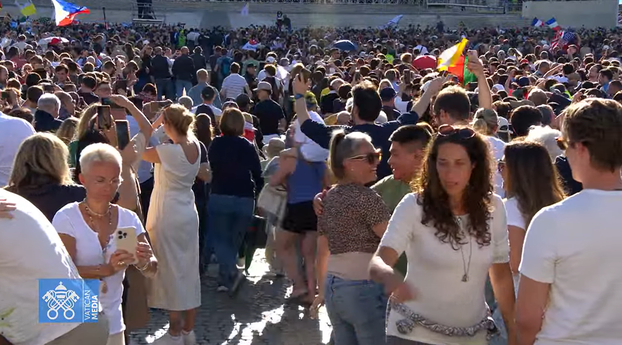 Izabrali su novog papu: Veliko slavlje na Trgu svetog Petra