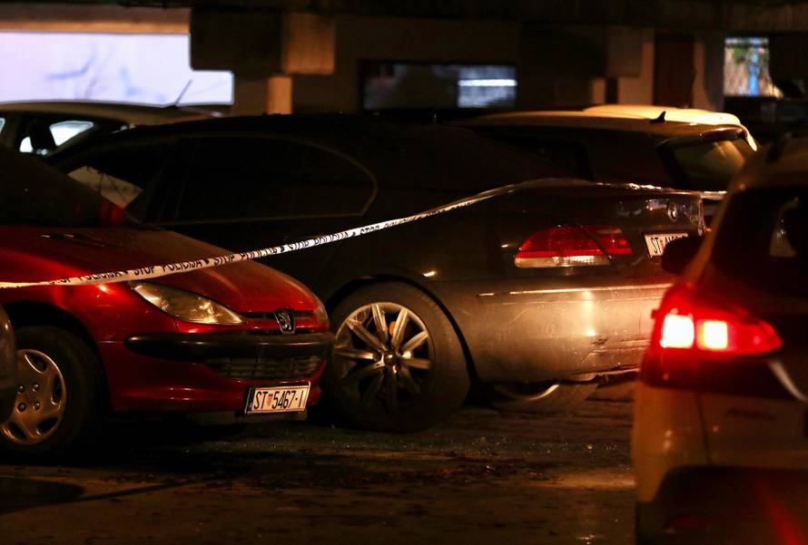 Split: Tijekom noći ponovo su gorjela vozila u garaži na Pujankama