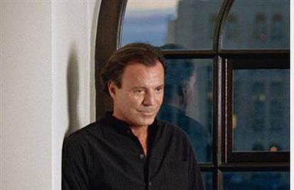 Julio Iglesias: Zbog kćeri bih želio duet s One Directionom