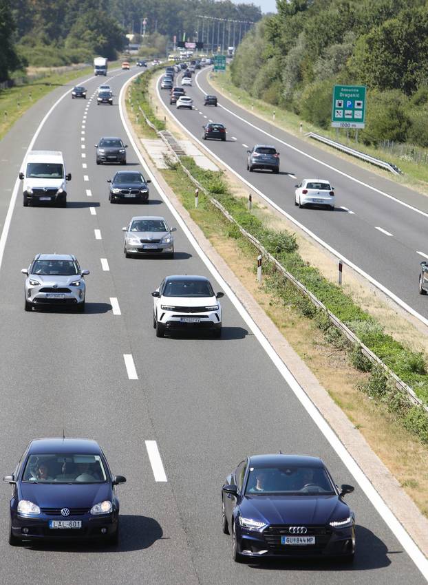 Karlovac: Gust promet na autocesti A1
