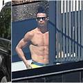 Ronaldo u karanteni 'pločice' sunča, a Georgina u shoppingu