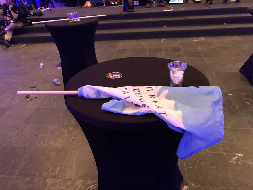 Tajni sastanak na katu, face iz trećeg ešalona i Grdović za kraj