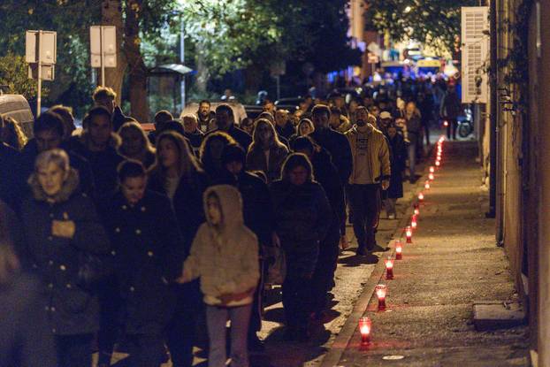 Pula: Održan mimohod u povodu obilježavanja Dana sjećanja na žrtvu Vukovara i Škabrnje